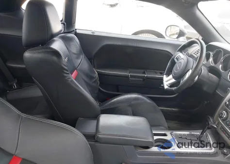 2013 Dodge Challenger Srt8 z USA, uszkodzony, nr VIN 2C3CDYCJXDH716527